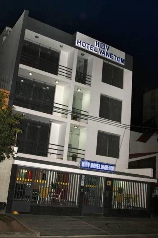 Hotel Vanetom 치클라요 외부 사진